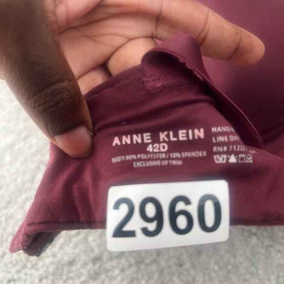 Anne Klein‎ Burgundy Garment - Picture 6 of 6